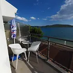 Casa de hóspedes Mare Blue Pirovac